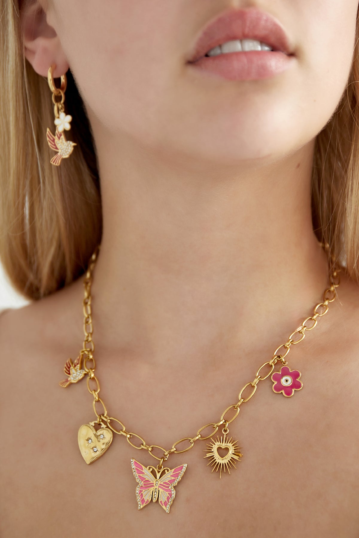 Laura Bedelketting