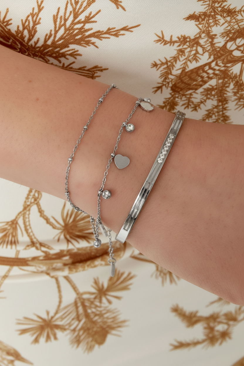 Sparkling Heart Charm Bracelet