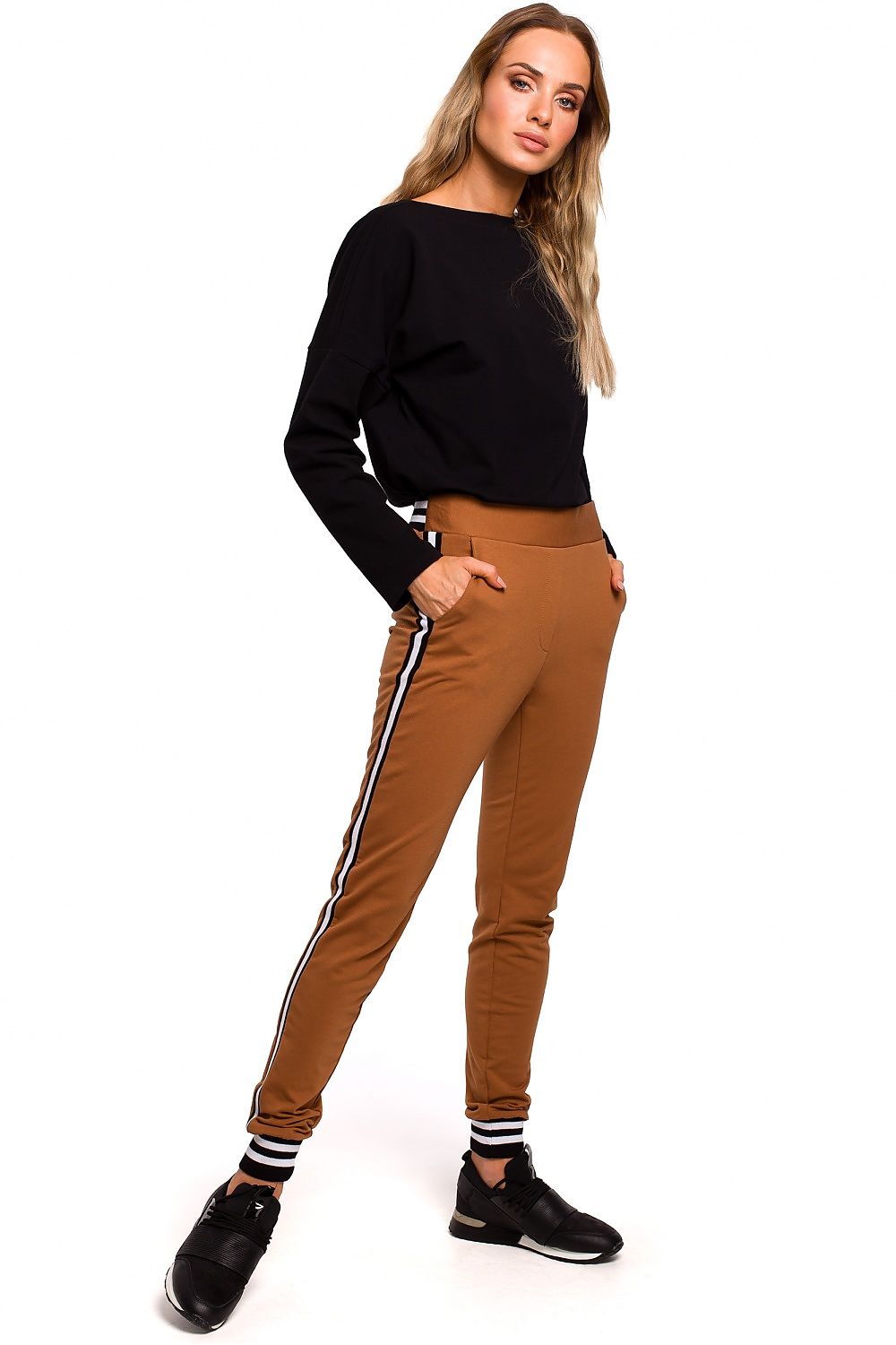  Damesbroek model 135471 Moe 